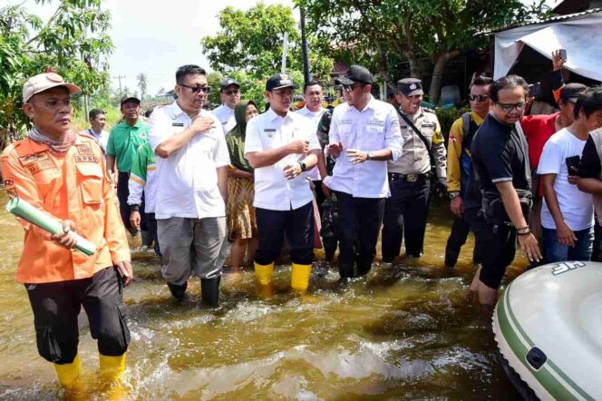 Pj Bupati DS Tinjau Banjir di Hamparan Perak