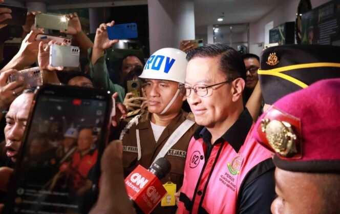 Tom Lembong Ditetapkan Tersangka Kasus Dugaan Korupsi Impor Gula