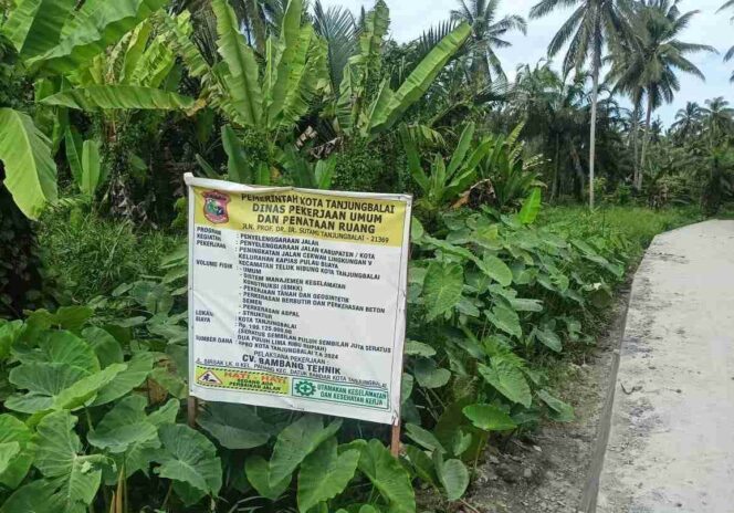 Dituding Bangun Jalan Salah Sasaran, Walikota Tanjungbalai Diminta Evaluasi Kinerja Kadis PUPR