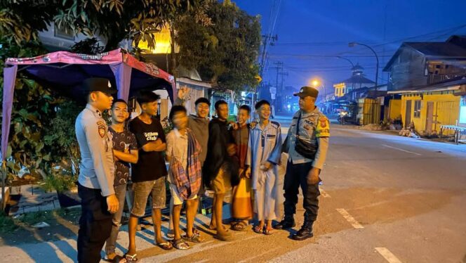 Polsek Tanjung Balai Utara Patroli Subuh, Himbau Anak Remaja Tidak Bermain Petasan dan Balap Liar