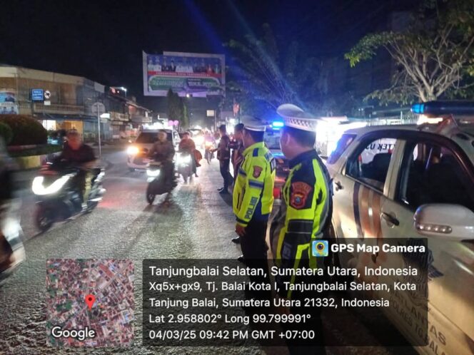 Sat Lantas Polres Tanjung Balai Melaksanakan Blue Light Patrol dan Penjagaan dan Sambangi Warga