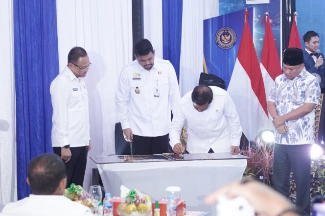 Gubernur Sumut Siapkan Formulasi Turunkan Harga Tiket Pesawat