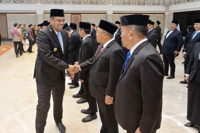 Gubernur Sumut Lantik 60 Pejabat Administrator dan Pengawas di Lingkungan Pemprovsu