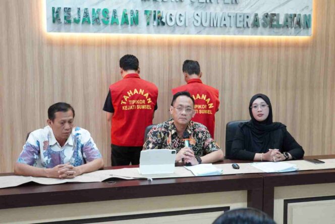 Kejati Sumsel Tetapkan 2 Tersangka Pasca OTT di Kantor Camat Pagar Gunung