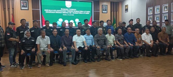 Saresehan Kejatisu dan Wartawan, Komitmen Bangun Sinergi Penegakan Hukum di Sumut