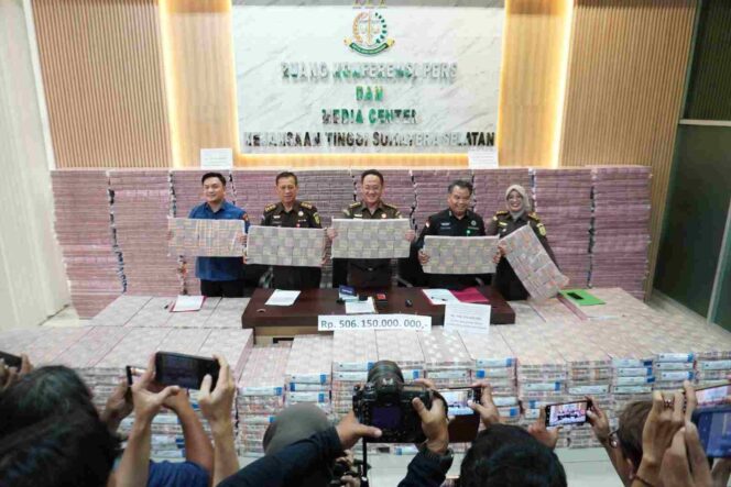 Kejati Sumsel Menyita Uang Rp 506 Milyar Lebih Kasus Korupsi Bank Plat Merah