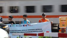 Daop 2 Bandung Terus Himbau Keselamatan: Pengguna Jalan Wajib Berhenti Sesaat Sebelum Melintasi Perlintasan Sebidang