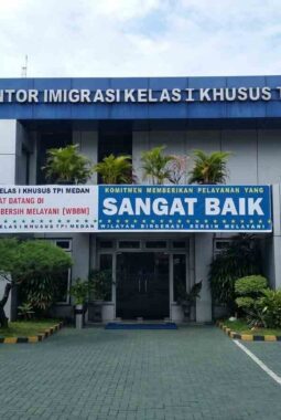 Kakan Imigrasi Kelas 1 Khusus TPI Medan Dituding Terima Fee Pengurusan Paspor Ratusan Juta
